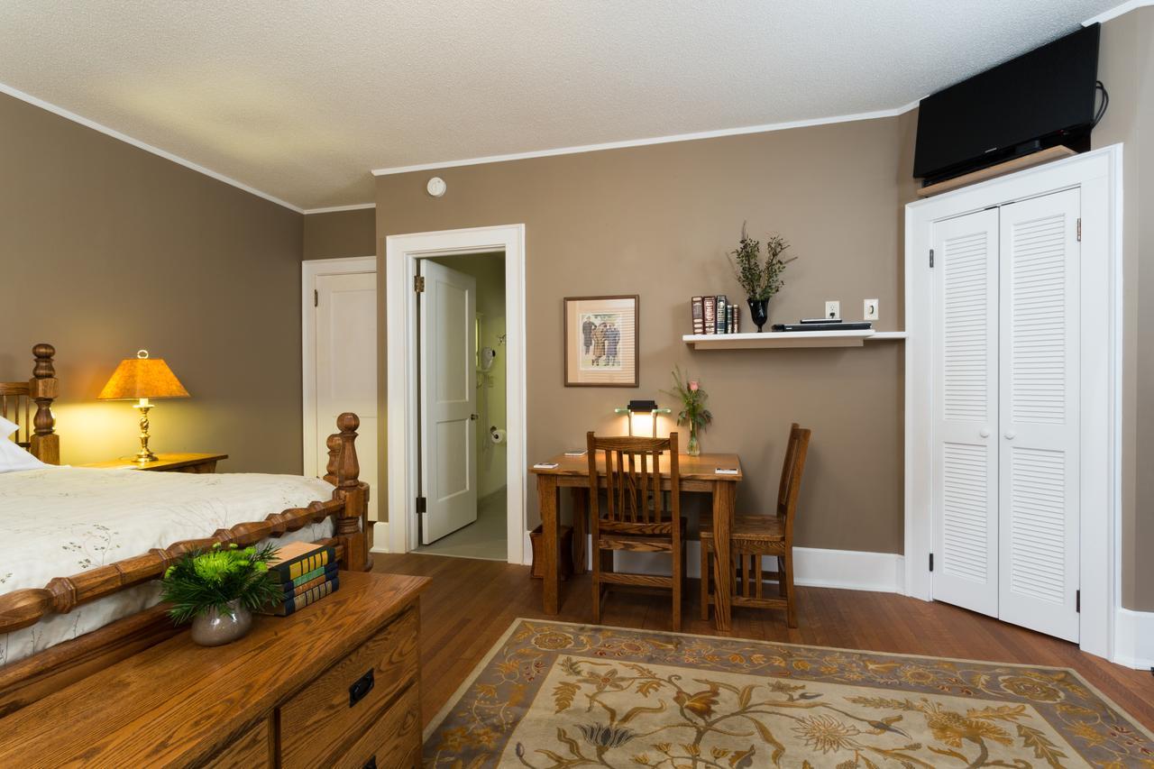 Stewart Inn Wausau Εξωτερικό φωτογραφία