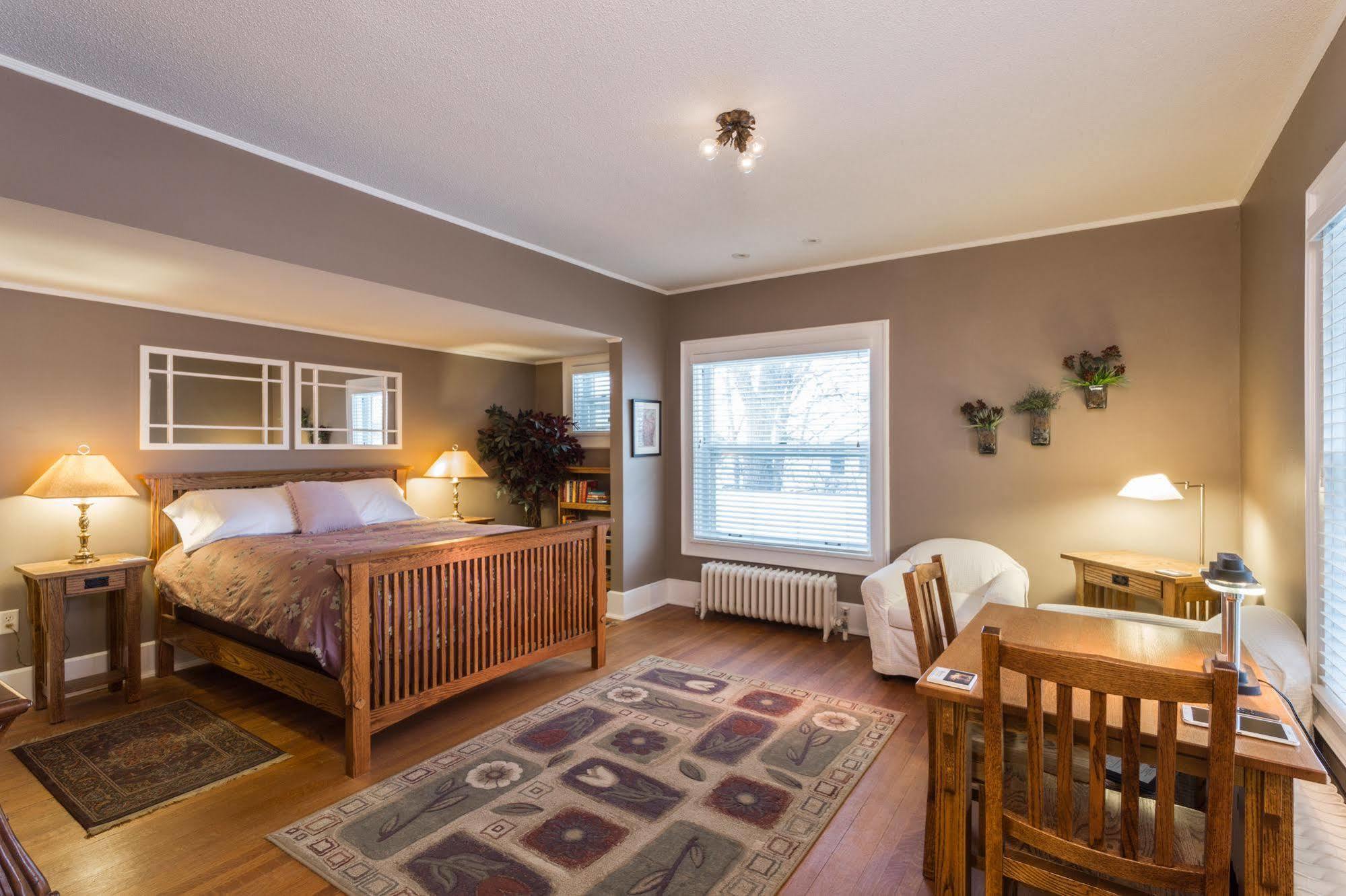Stewart Inn Wausau Εξωτερικό φωτογραφία