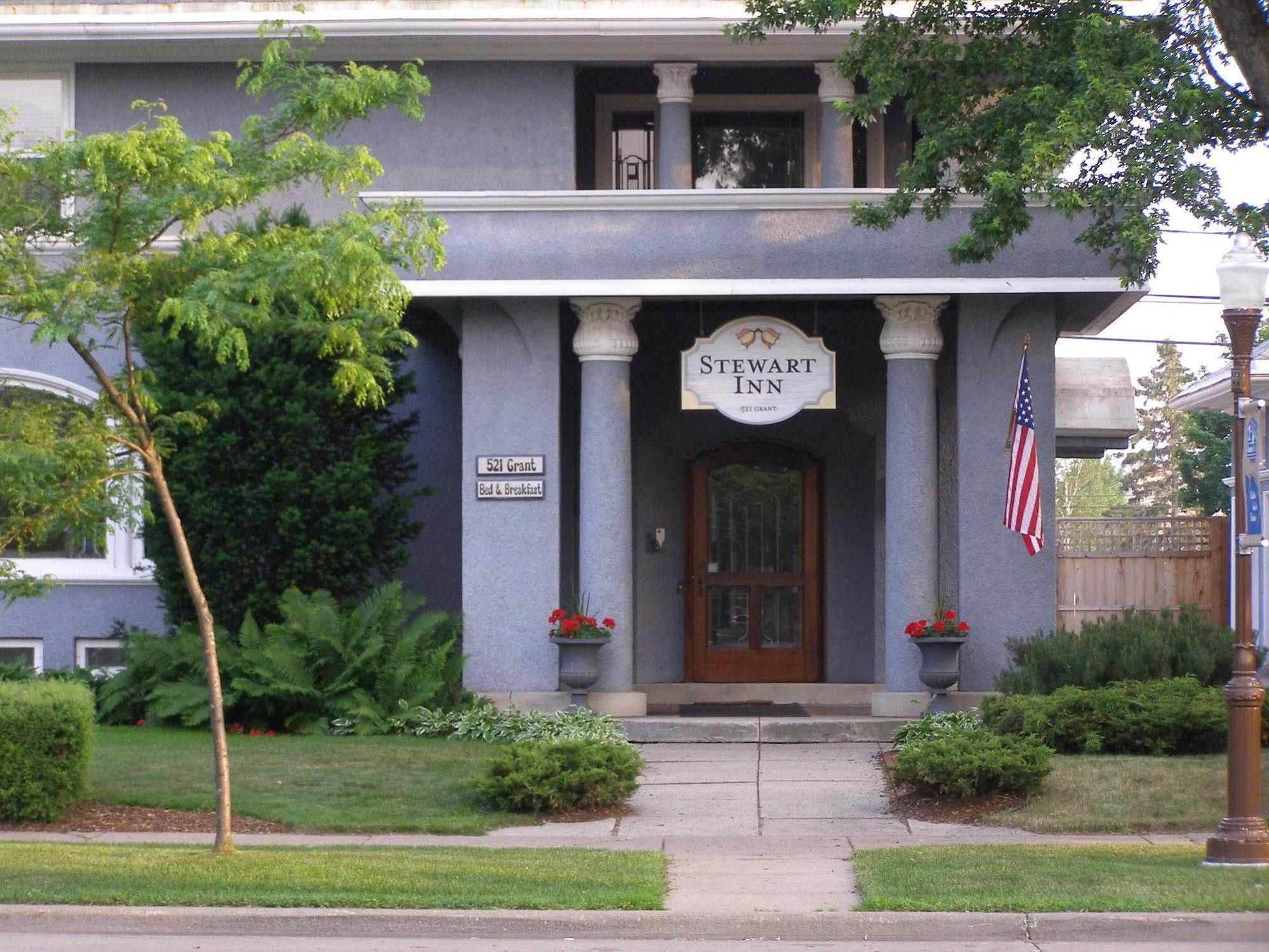 Stewart Inn Wausau Εξωτερικό φωτογραφία